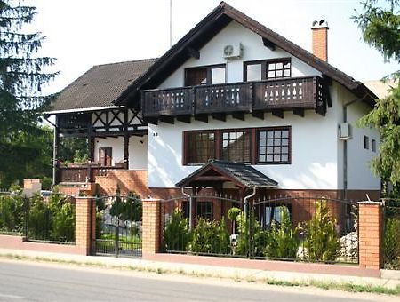 Göd Dunakanyar Bed & Breakfast מראה חיצוני תמונה