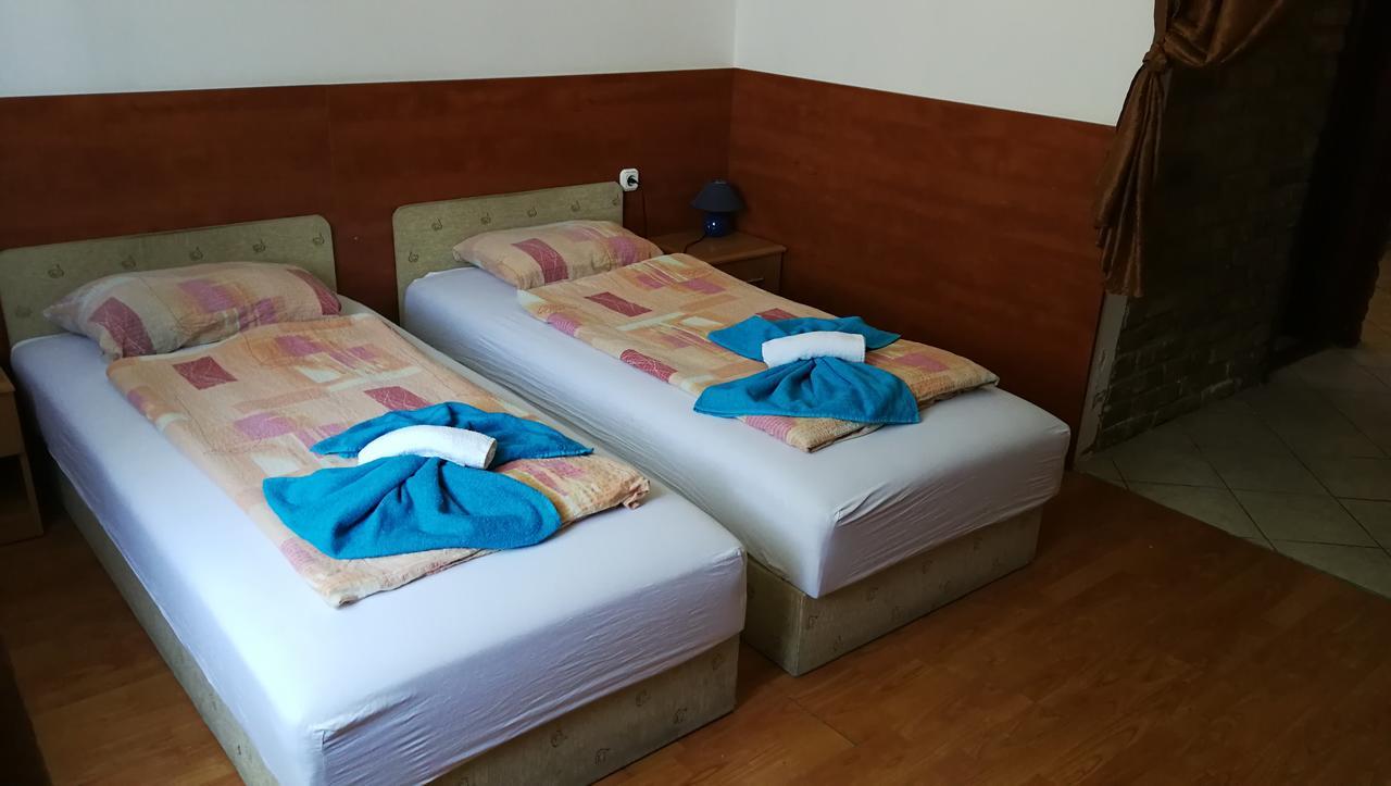 Göd Dunakanyar Bed & Breakfast מראה חיצוני תמונה